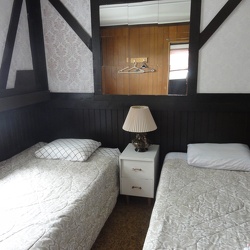 cottage-6-bedroom-3