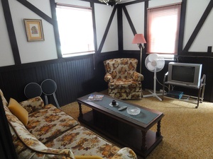 cottage-6-livingroom
